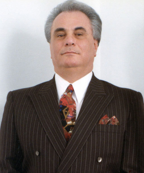 John_Gotti_FBI_booking_%28cropped%29_2.jpg