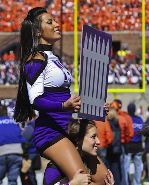 6-northwestern-cheerleader.jpg