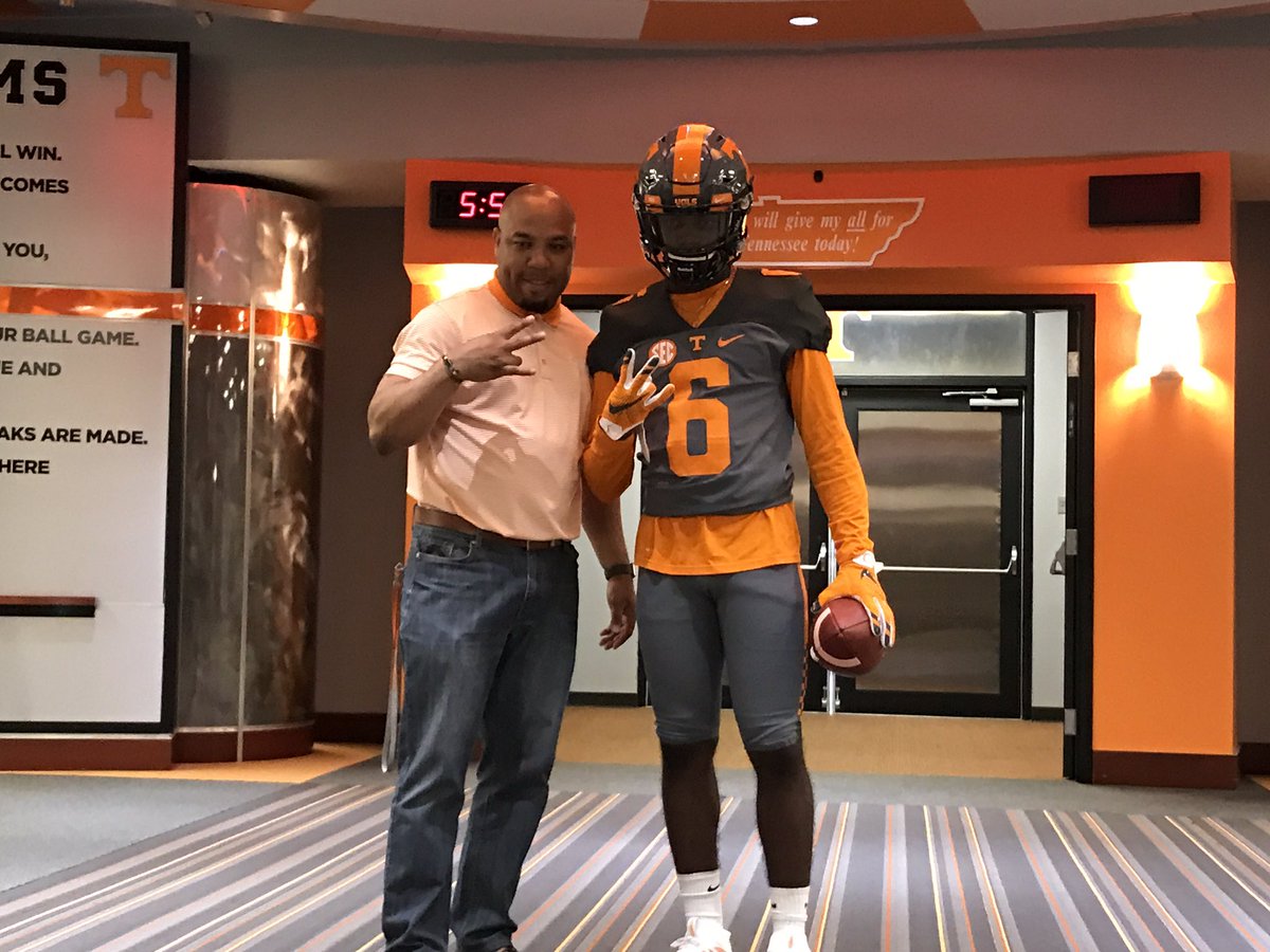 ’18 FL APB Jashaun Corbin commits to the Vols