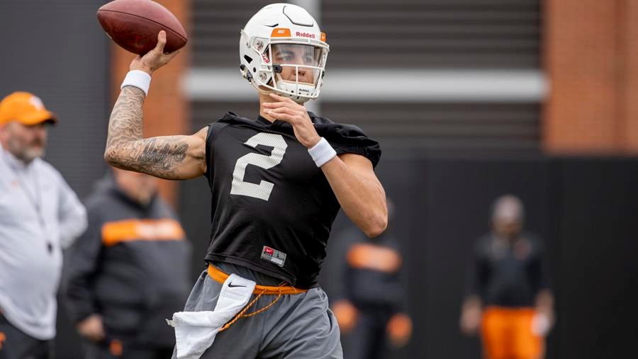 Vol Report: Offense Leads the Way on Day Three