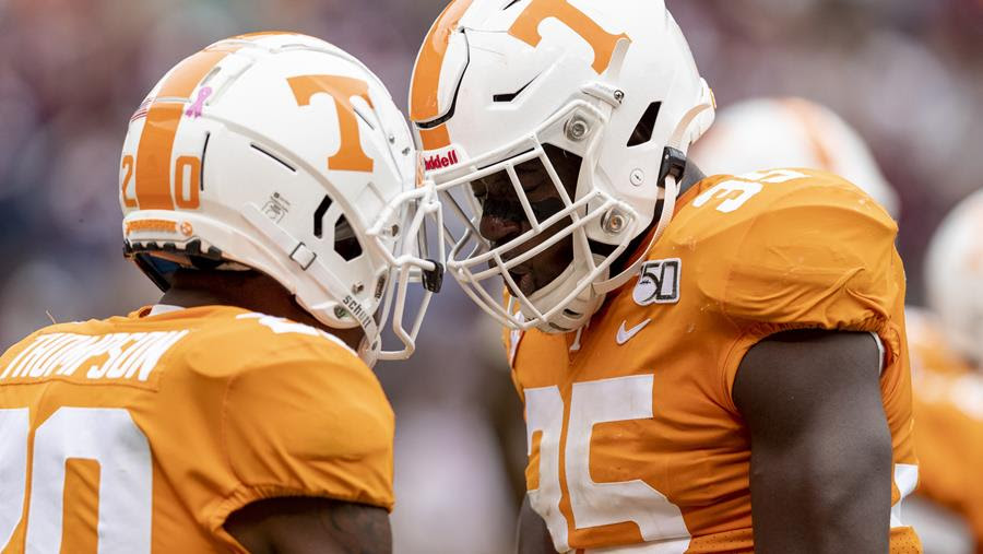 Vol Report: UT Prepares for Line of Scrimmage Game at Kentucky