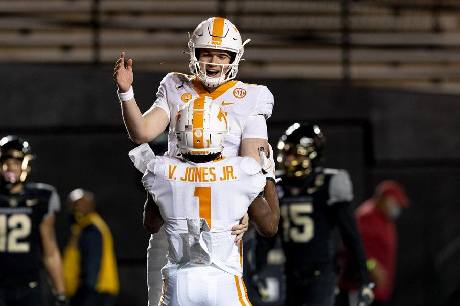 Vols Roll Past Vanderbilt, 42-17