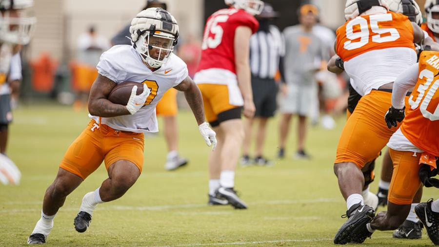 Vols Hit the Ground Running in First Practice of Preseason Camp