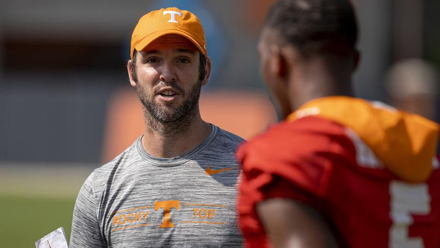 Vols Developing QB-Friendly Offense Early In Fall Camp