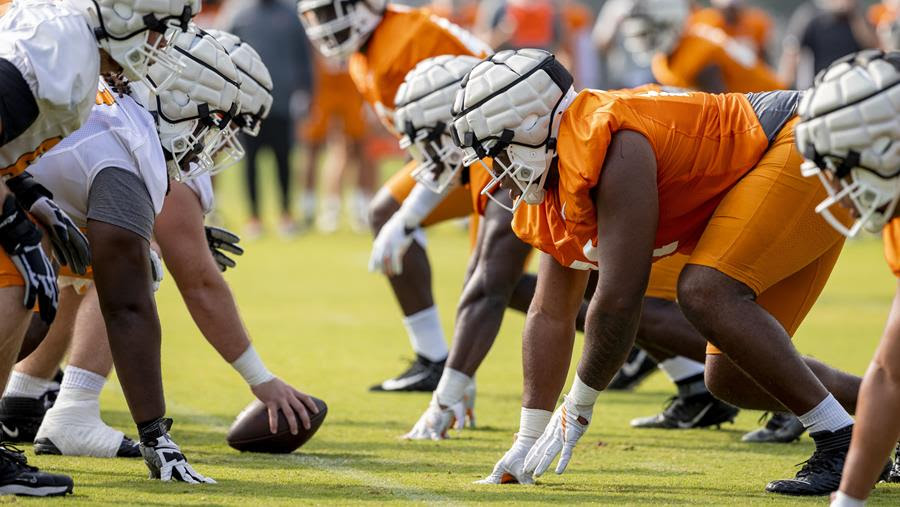 Defense, Special teams gear up for first practice in pads