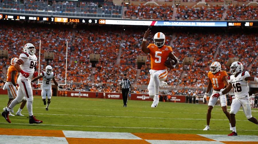 Vols Bounce Ball State In Opener, 59-10