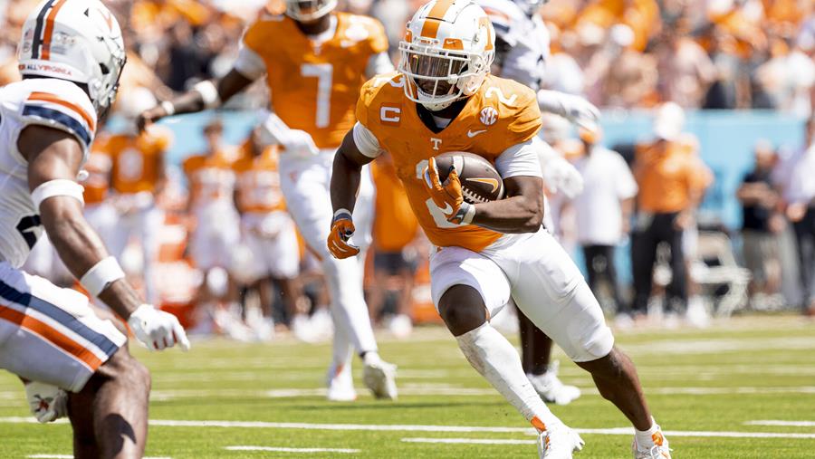 Vols Crack Top 10 in Polls Entering Week 2