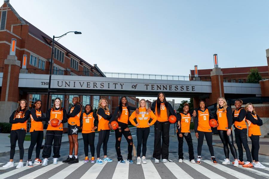 Lady Vols Open Season At #No. 11 in AP Poll, #12 in USA TODAY Sports/WBCA Coaches Poll