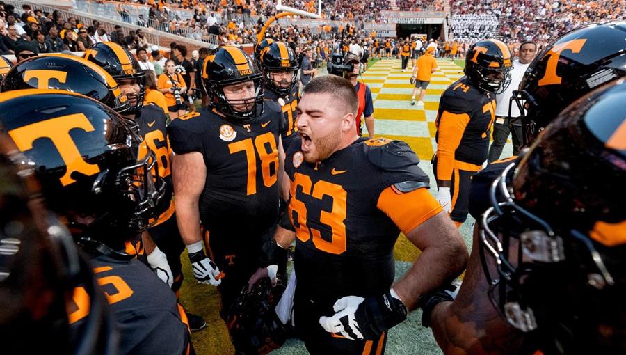 Tennessee Offensive Line Recognized On 2023 Joe Moore Award Midseason Honor Roll 