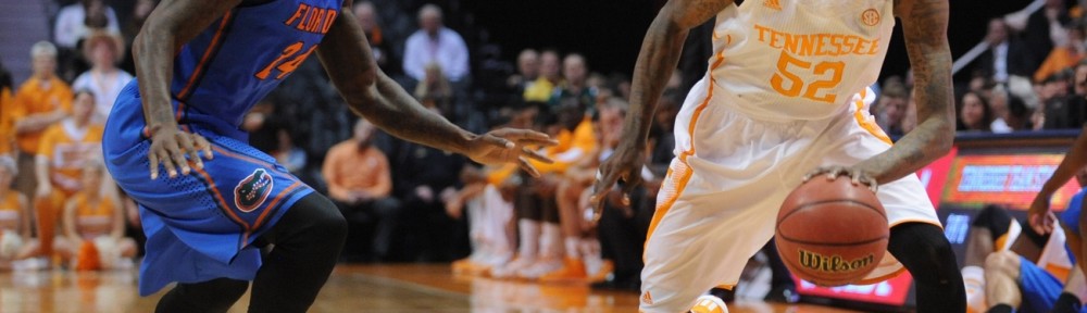 Vols miss big opportunity, fall to No. 3 Florida